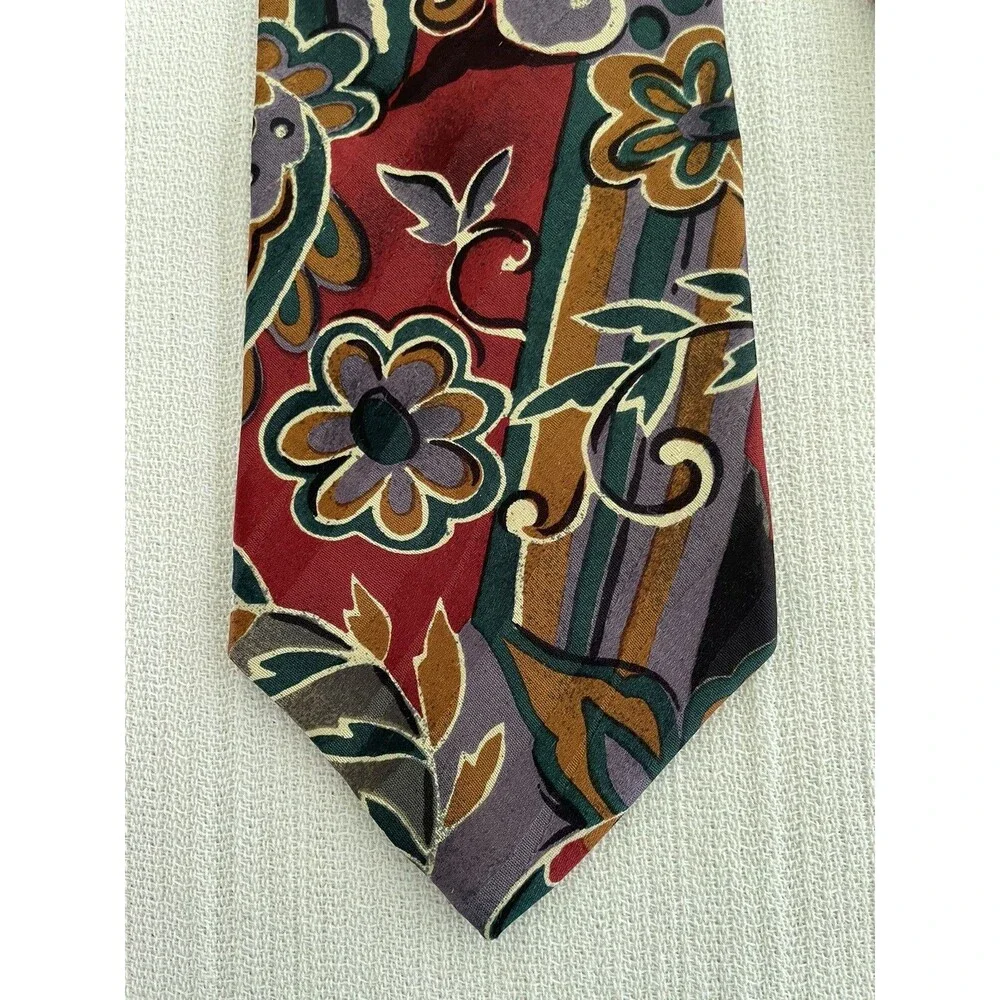 Vintage DON LOPER* BEVERLY HILLS Men's Tie Multi-Color Floral, 100% Italian Silk